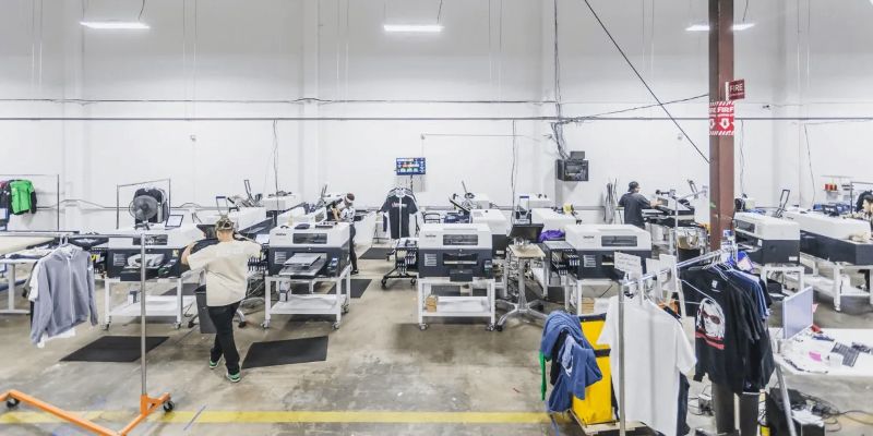 Print on Demand Factory can produce items in bulk