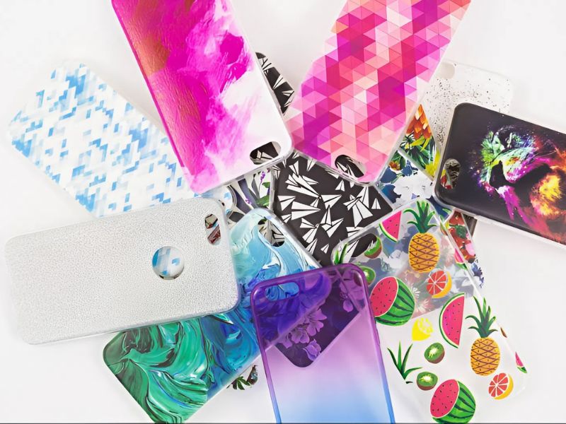 The-booming-phone-case-market