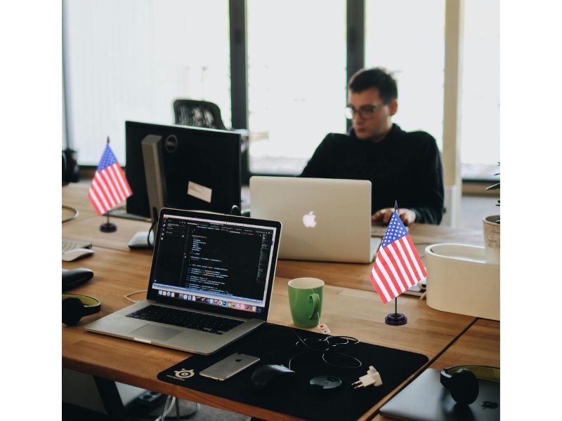 Desk Flags & Mini Banners