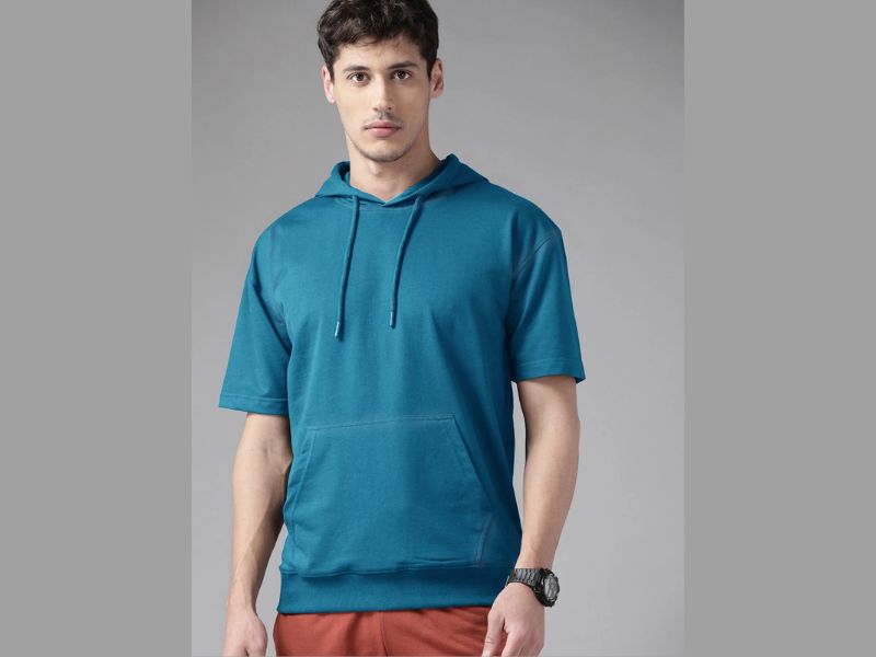 Short-sleeve hoodies