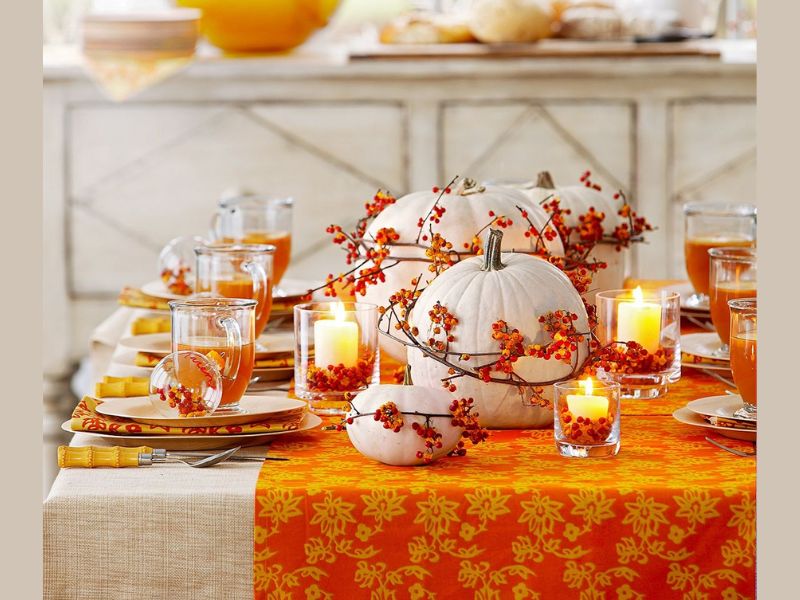 Halloween decorating ideas for the dining table