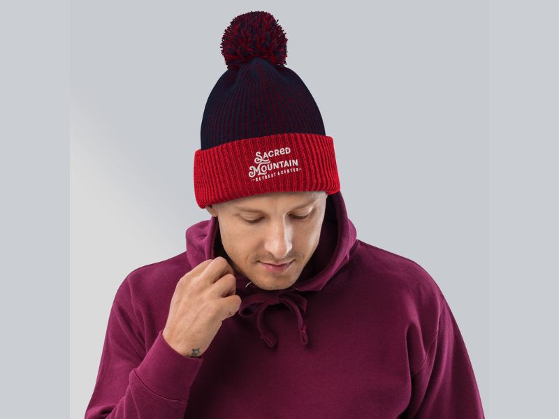 Pom-pom beanie