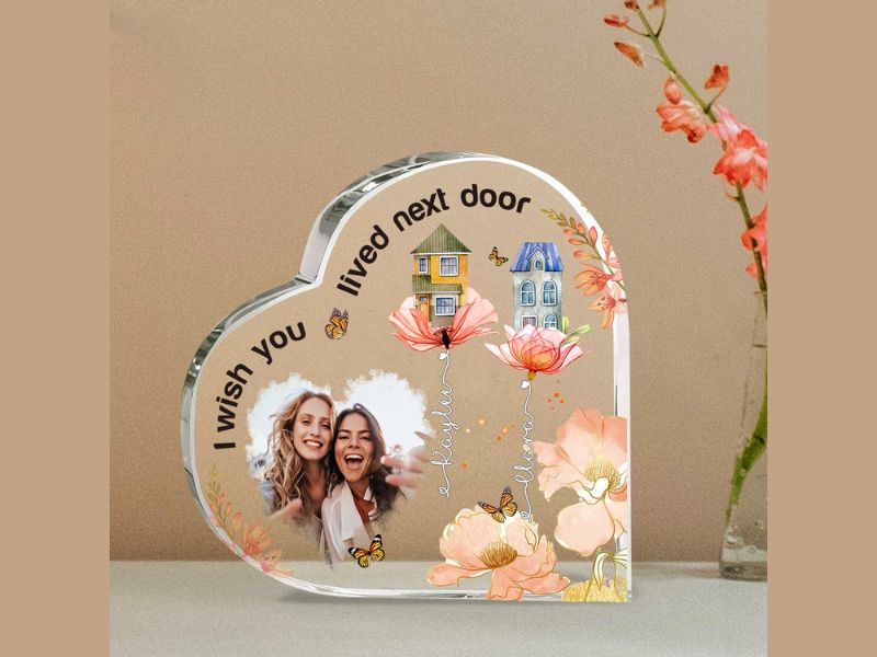 Personalized gift ideas for friends