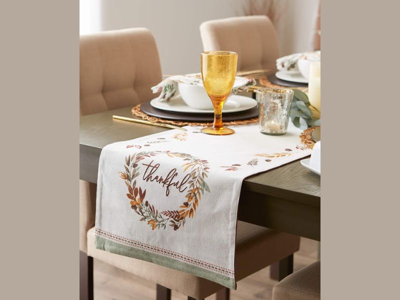 Thanksgiving table runner